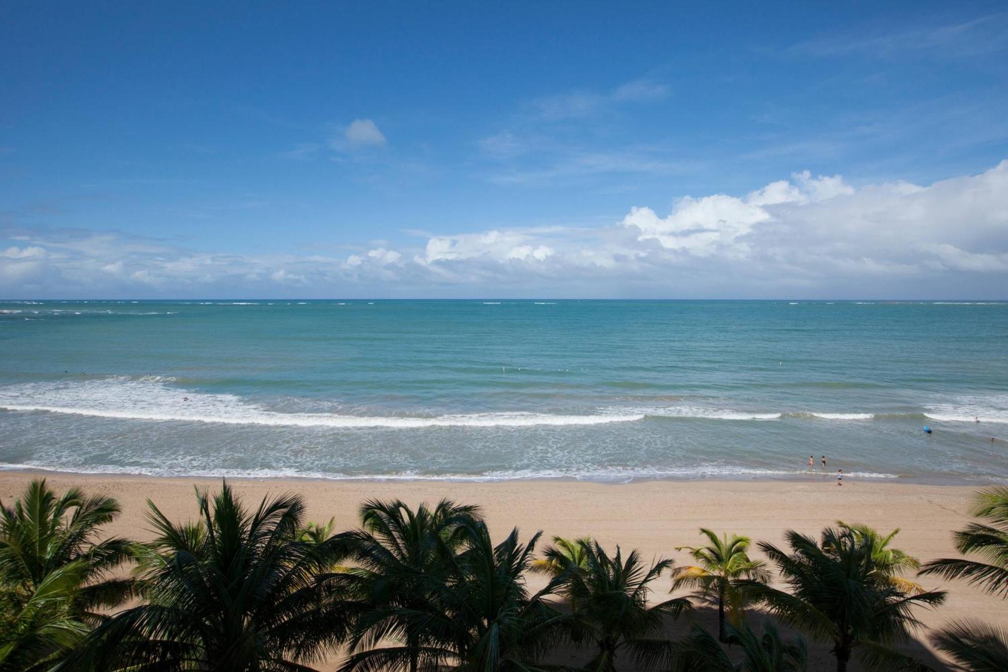 Courtyard By Marriott Isla Verde Beach Resort San Juan Eksteriør bilde
