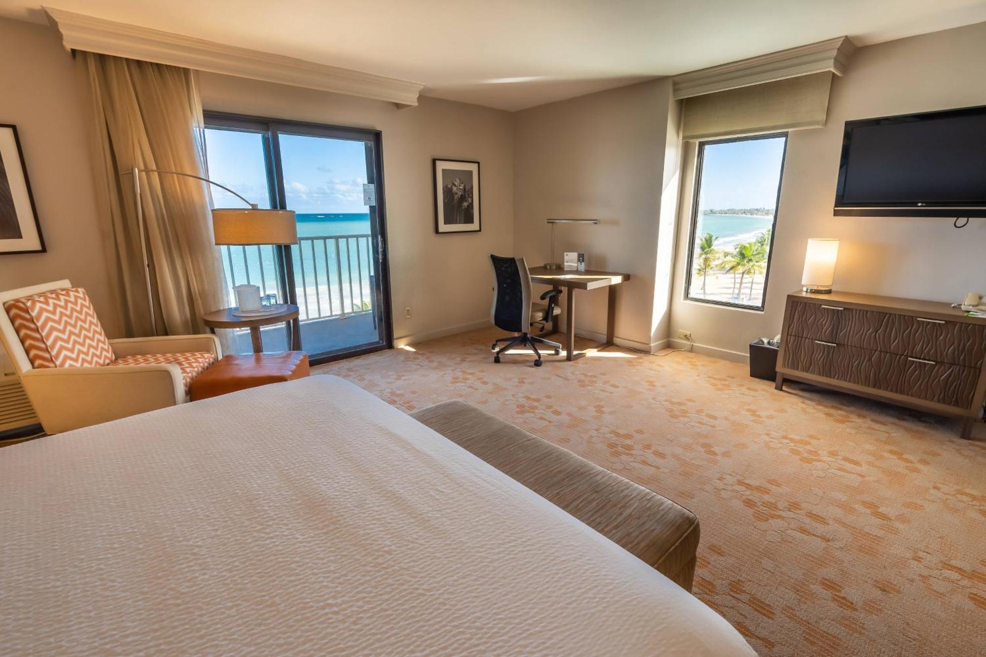 Courtyard By Marriott Isla Verde Beach Resort San Juan Eksteriør bilde