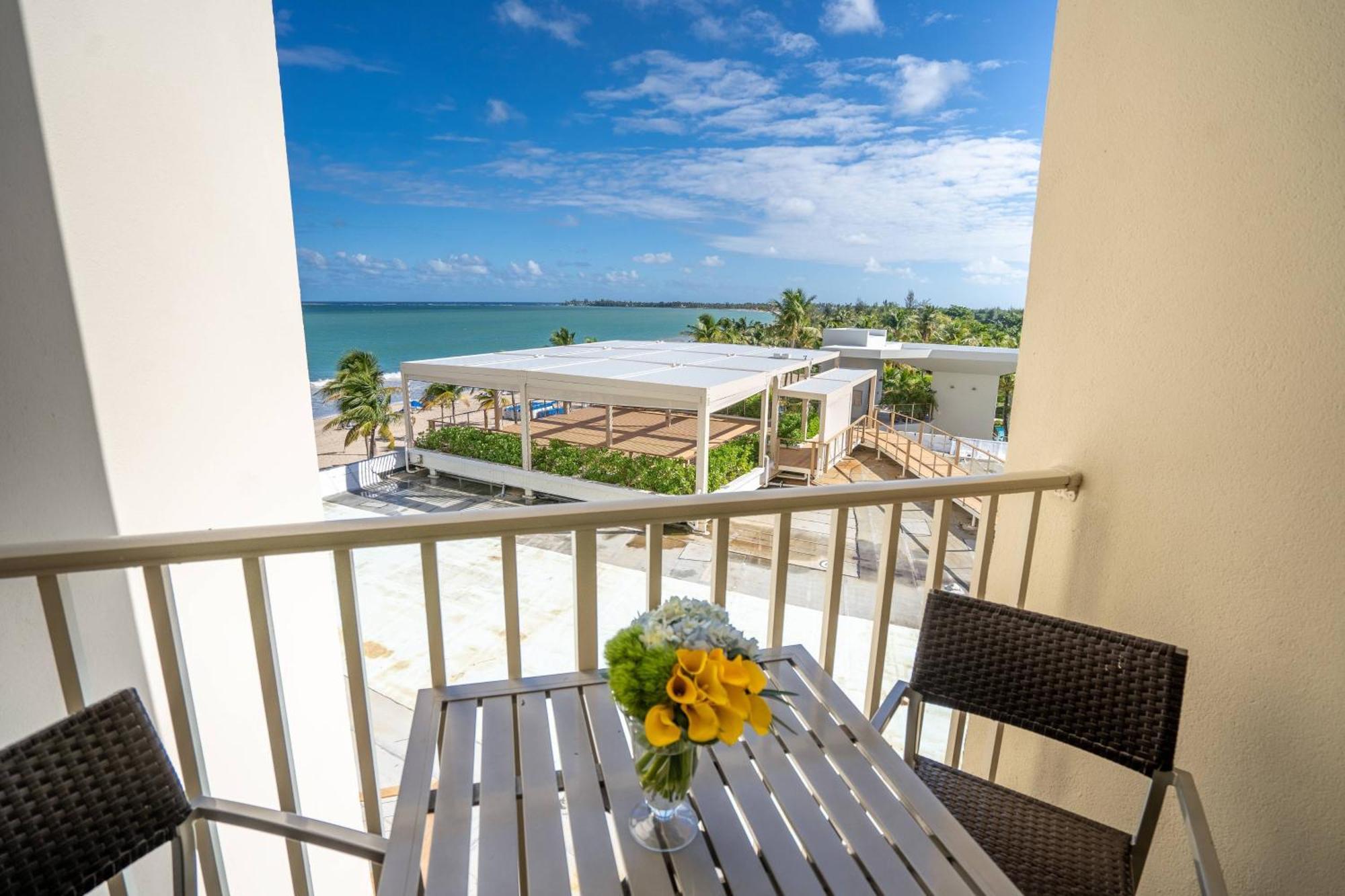 Courtyard By Marriott Isla Verde Beach Resort San Juan Eksteriør bilde